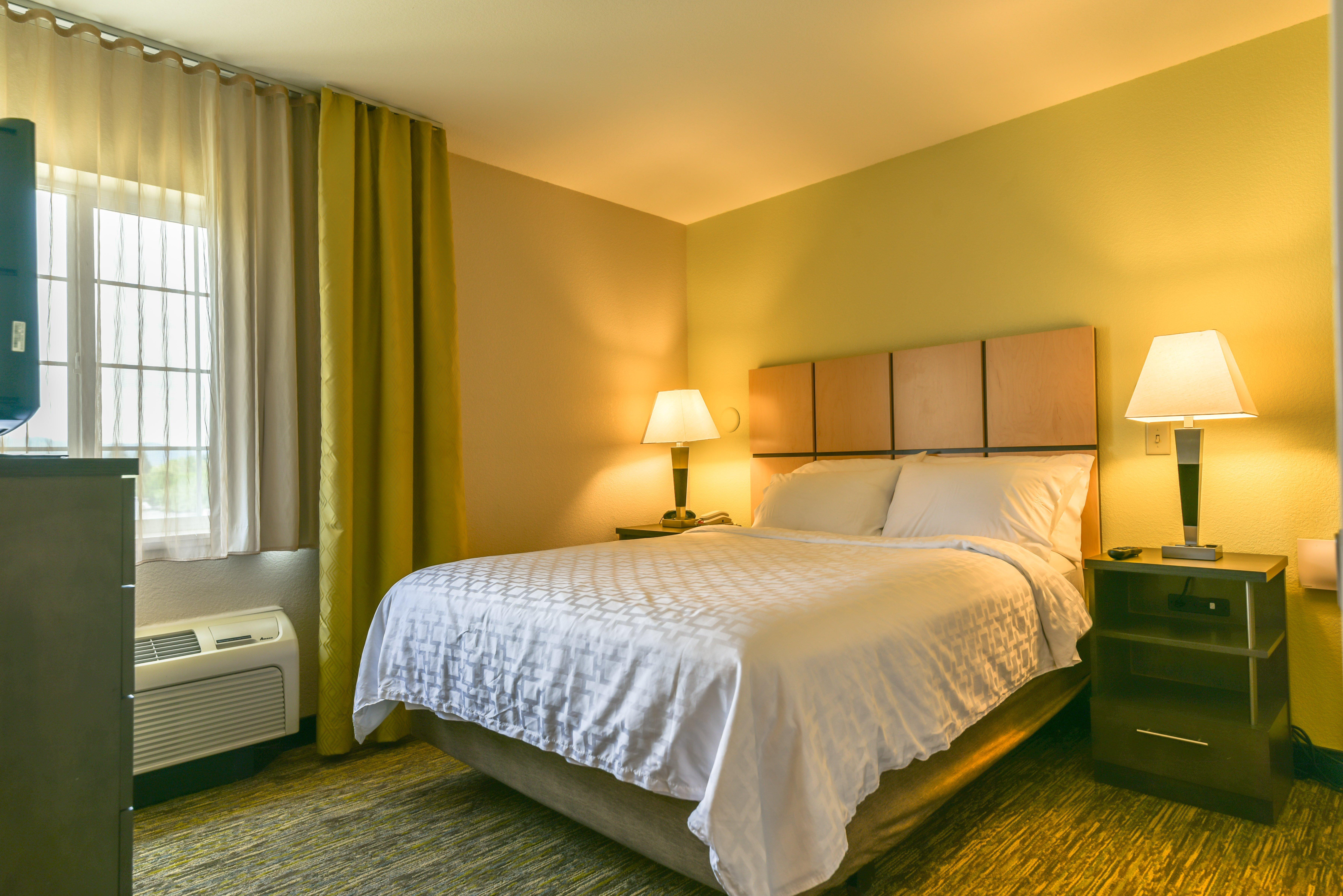 Candlewood Suites Medford By Ihg Eksteriør billede