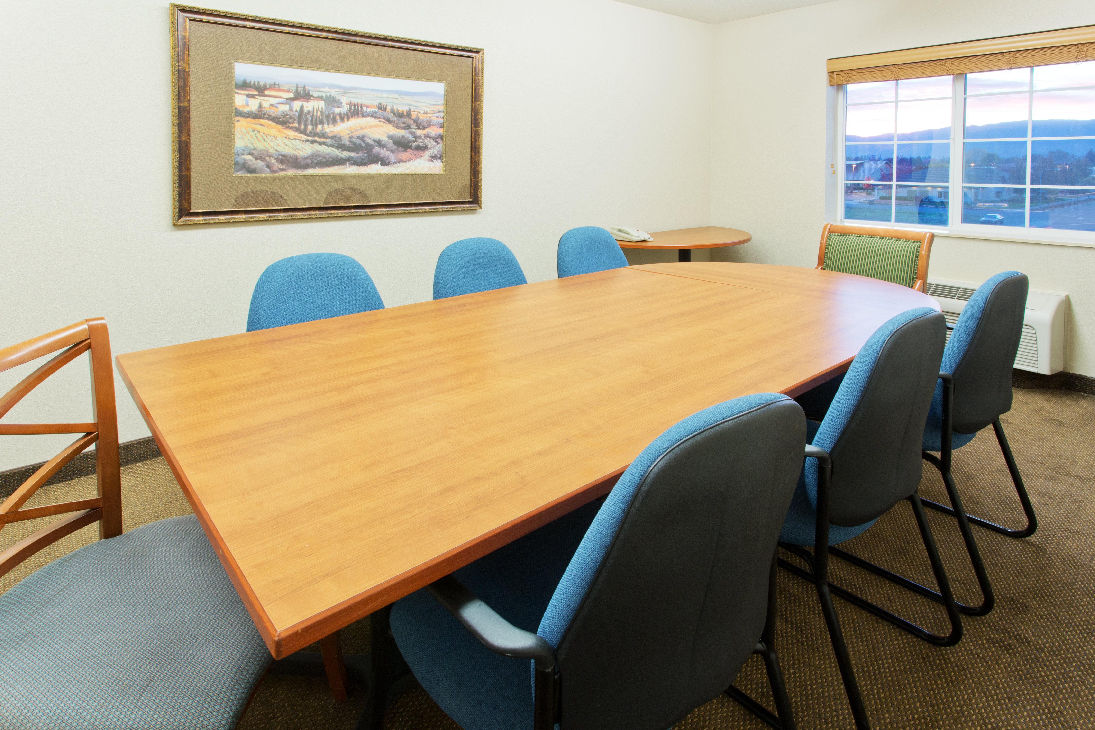 Candlewood Suites Medford By Ihg Eksteriør billede
