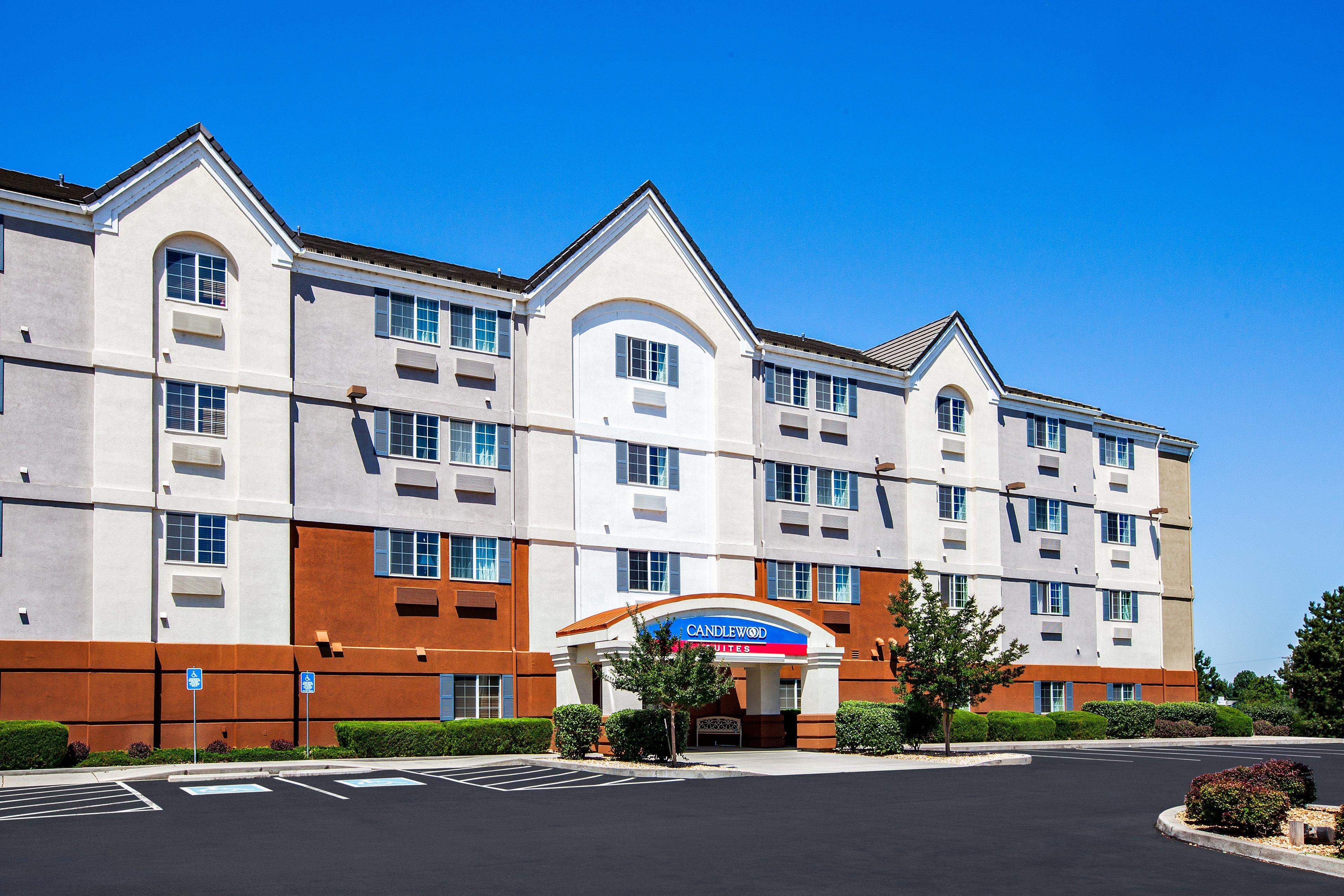 Candlewood Suites Medford By Ihg Eksteriør billede